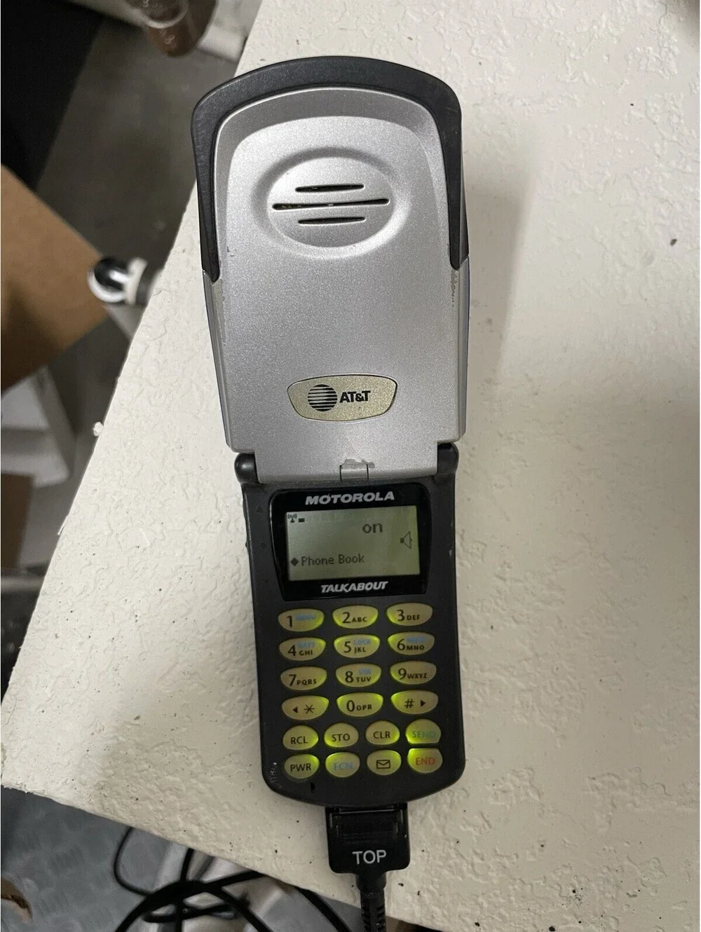 TURNS ON Motorola Talkabout T8097 - Blue and Silver ( AT&T ) Very Rare TDMA